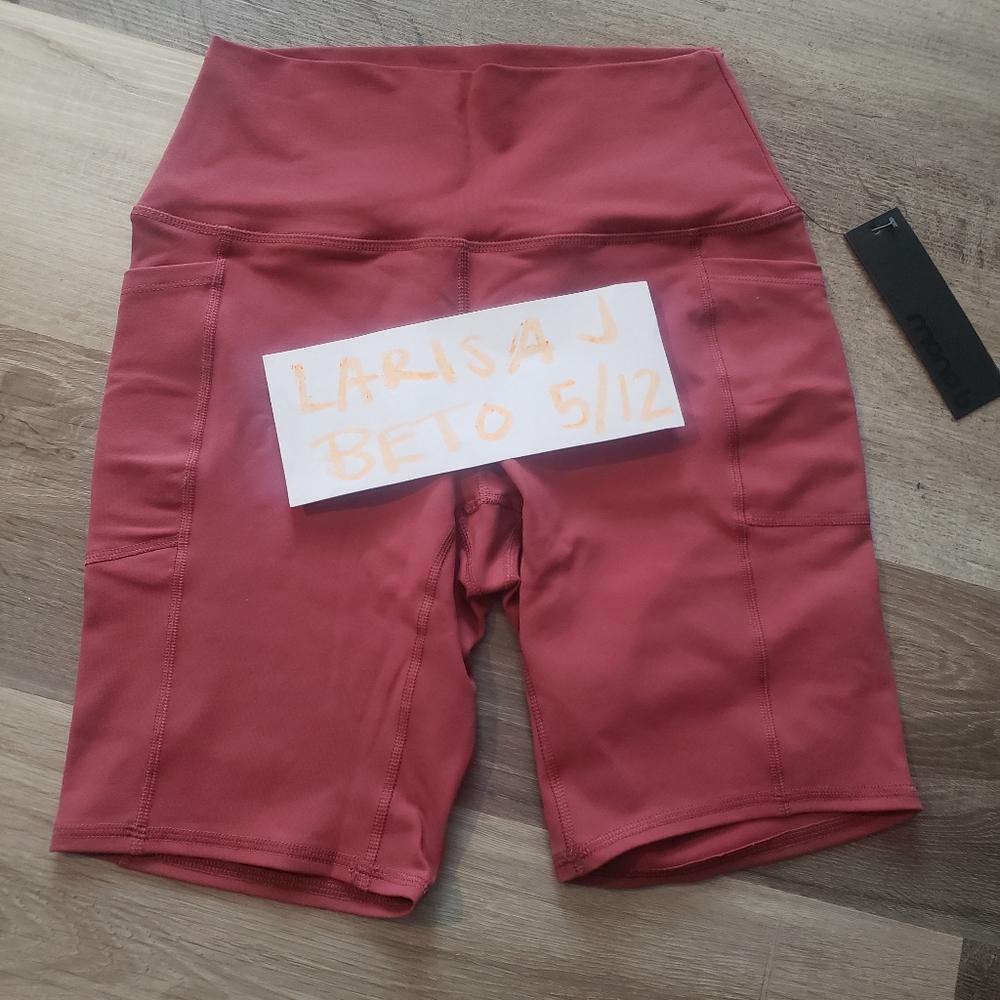 Athletic Wear Lot - Picture 7 of 14
